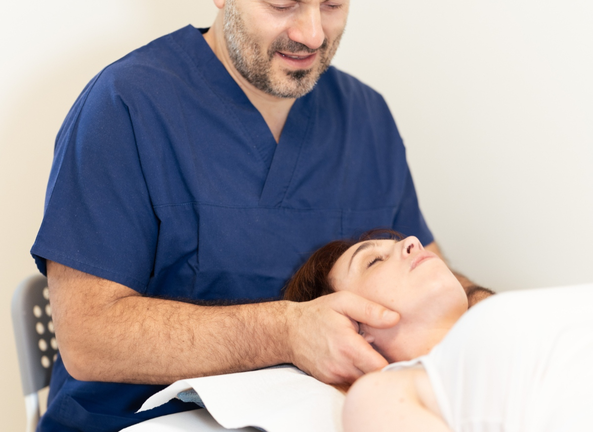 Dino Arduini, specialista in Osteopatia, Massofisioterapia e Riabilitazione Dino Arduini, specialista in Osteopatia, Massofisioterapia e Riabilitazione